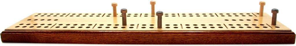 Low vision cribbage board with cribbage pegs
