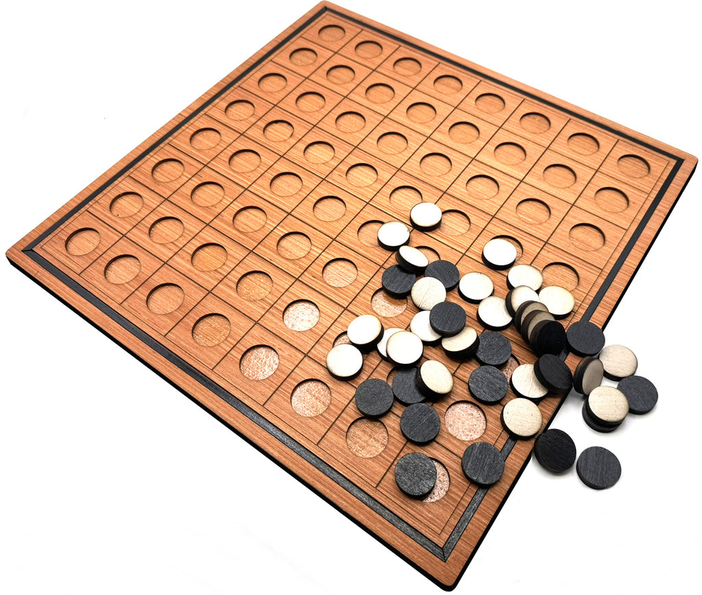 40cm Wooden Reversi Game with playing pieces