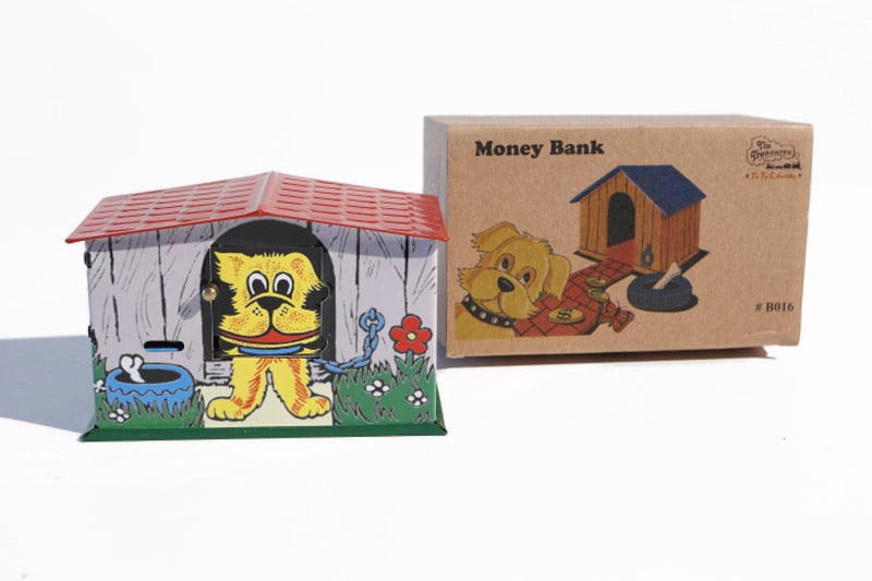 Hound Money Box Tin toy with packaging