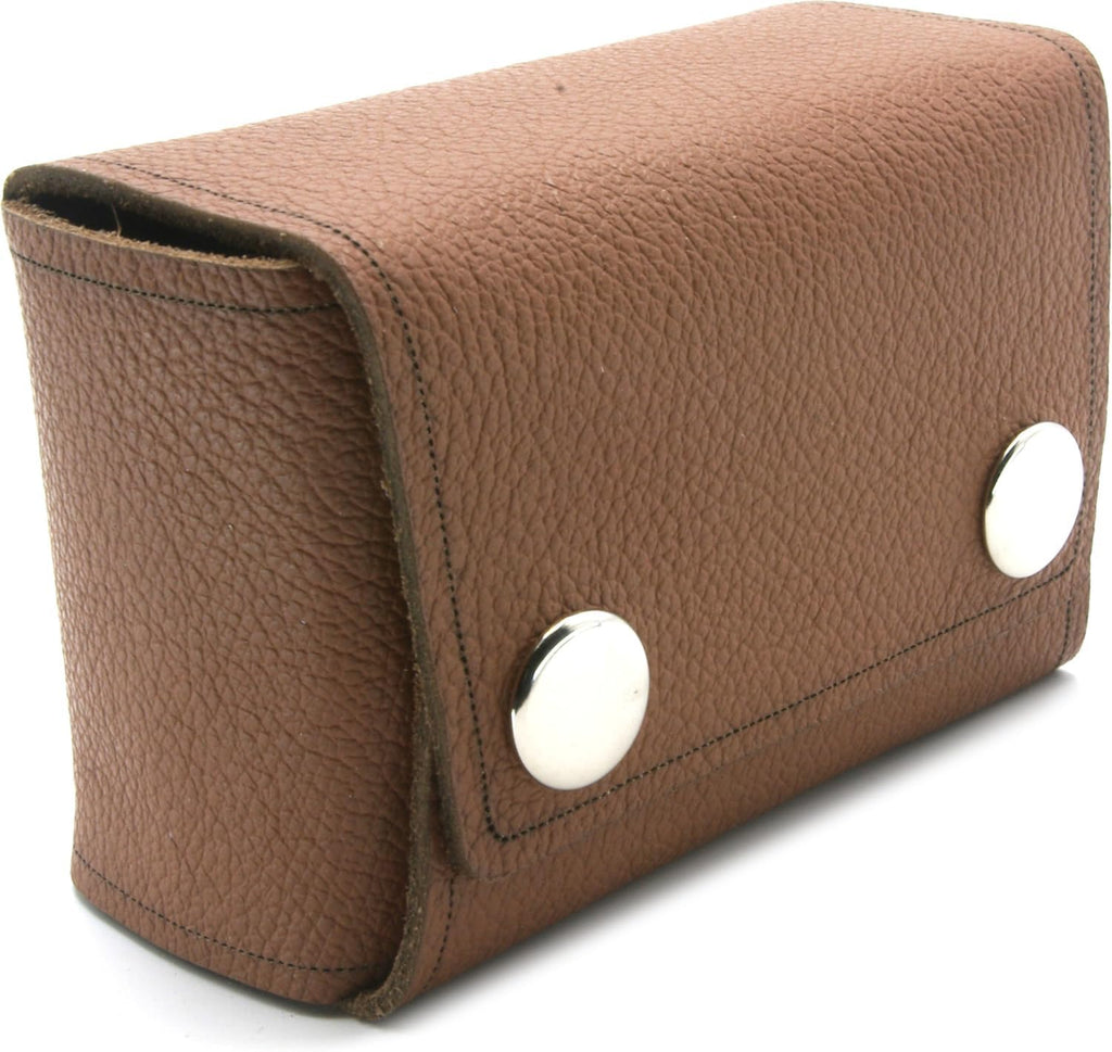 Brown leather pouch with silver buttons 
