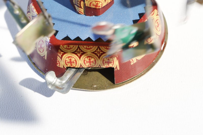 Mini Roof carousel tin toy lever