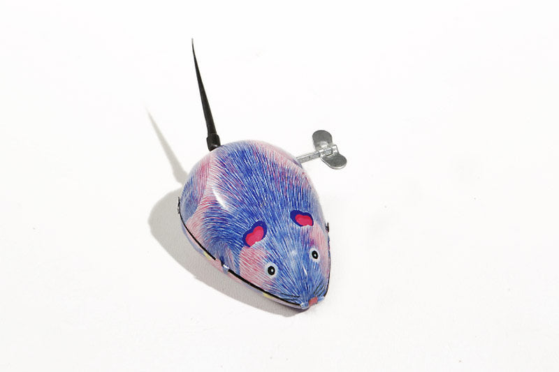 Purple mouse tin toy with wind up key