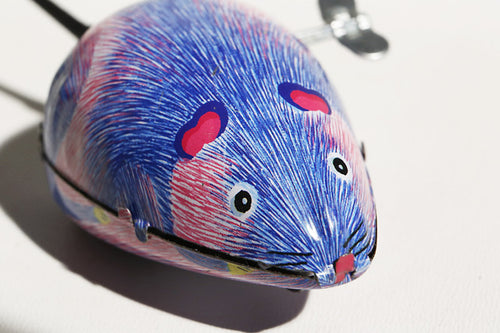 Purple mouse tin toy with wind up key